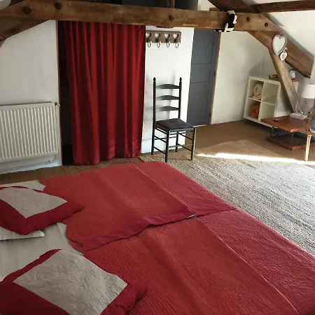 Au Ruisseau De Rose בית נופש